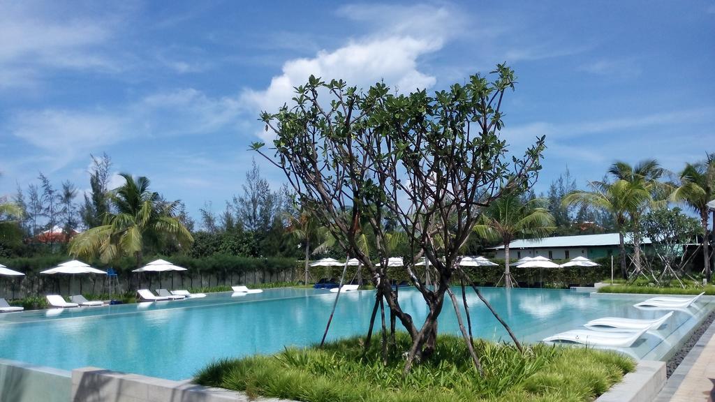 Ocean Apartment Spa & Golf Danang Экстерьер фото